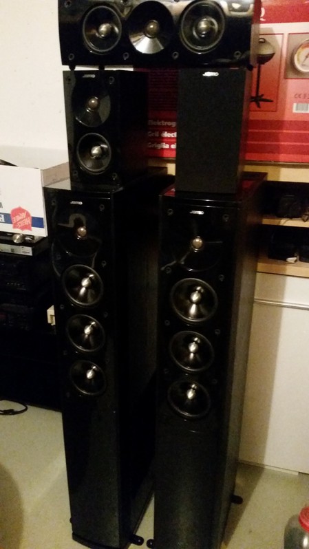Super Jamo Boxen zu Verkaufen Super Jamo Boxen zu Verkaufen TV & Audio