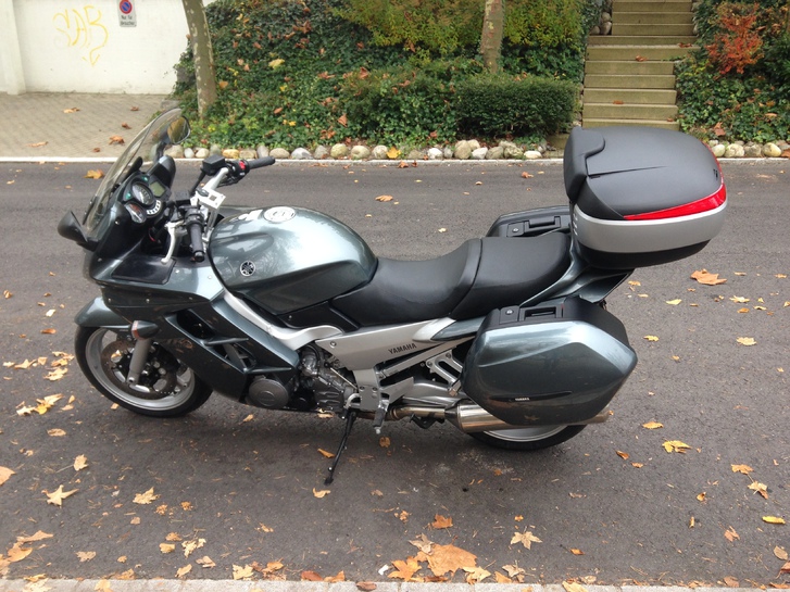 YAMAHA FJR 1300 ABS Grün 3 YAMAHA FJR 1300 ABS Grün Fahrzeuge 3