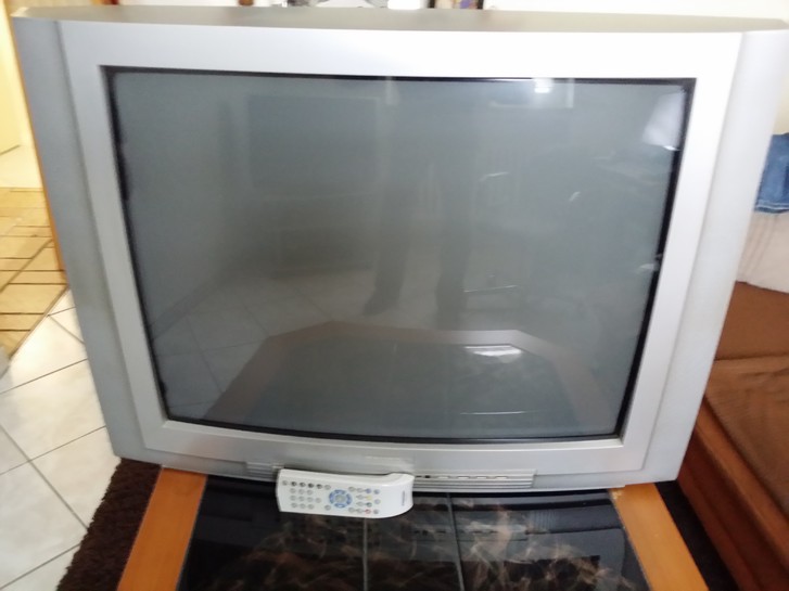 Grundig TV ( Röhre ) 70 cm Bilddiagonale Grundig TV ( Röhre ) 70 cm Bilddiagonale TV & Audio