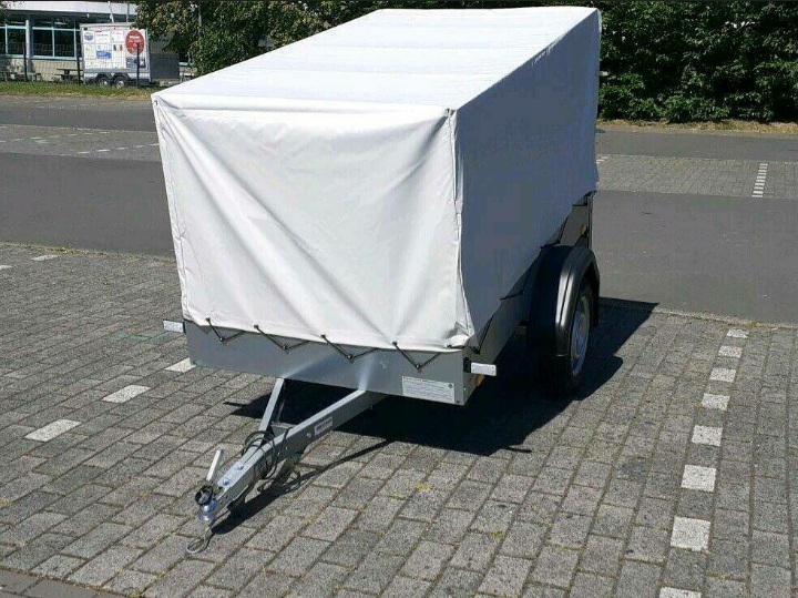 Anhänger mit Hochplane und Hochspriegel Neufahrzeug 2 Anhänger mit Hochplane und Hochspriegel Neufahrzeug Fahrzeuge 2