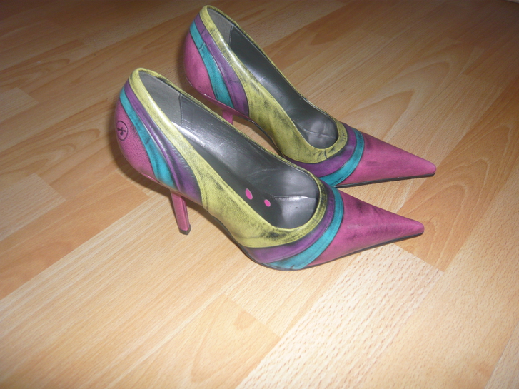 Damenschuhe in gr.38 neu Damenschuhe in gr.38 neu Musik