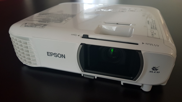 Epson EH-TW610 1080p native Epson EH-TW610 1080p native TV & Audio