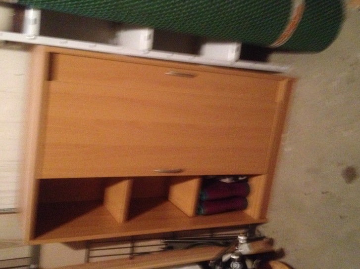 Sideboard Buche mit zwei Einlegeböden Sideboard Buche mit zwei Einlegeböden Haushalt