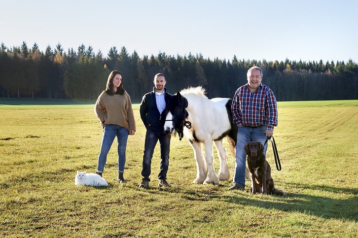Schönhalde Tierbestattung Inh.Michael Schneider Albstadt 3 Schönhalde Tierbestattung Inh.Michael Schneider Albstadt Tiere 3
