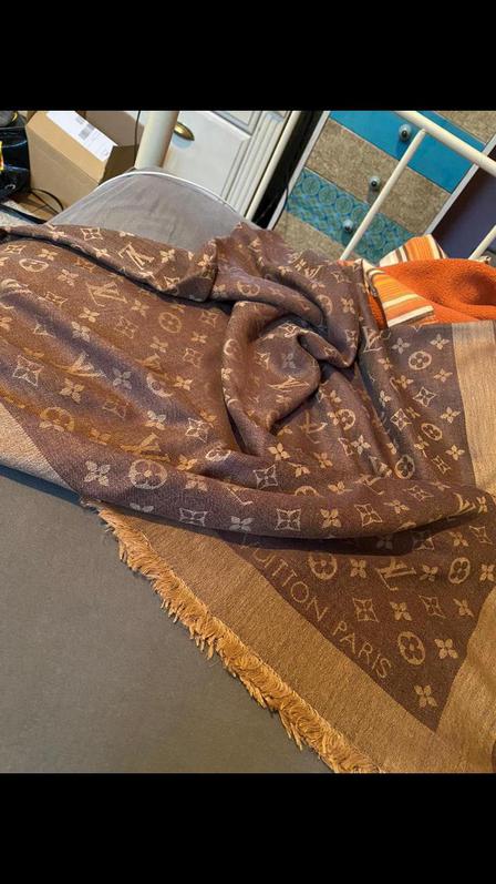 Tuch / Schal Louis Vuitton Tuch / Schal Louis Vuitton Kleidung & Accessoires