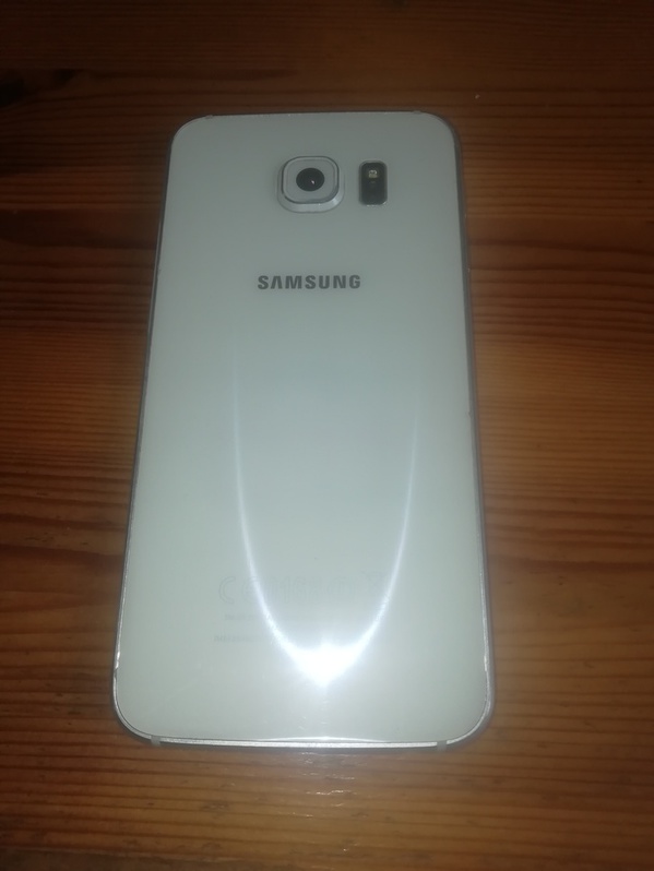 Verkaufe mein Samsung S6, sehr gepflegt, keinerlei Kratzer usw 3 Verkaufe mein Samsung S6, sehr gepflegt, keinerlei Kratzer usw Telefon & Navigation 3