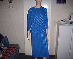 Damen Kleid blau Größe 40<br>Dies ist ein Privatverkauf, keine Garantie und keine Rücknahme:<b