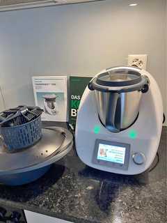 Thermomix TM5 690
<br>Funktioniert einwandfrei, zu verkaufen weil ich habe neue TM6 bestellt. 