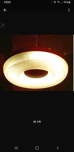 Super erhaltene Lampe aus den 70ern.
<br>Durchmesser beträgt 36 cm. Leuchtmittel enthalten
<br>OSR